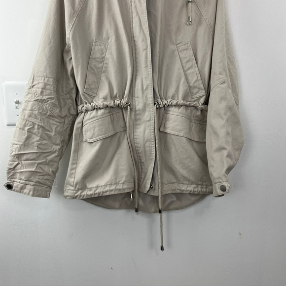 French Connection Cream Jacket with Blue Accents - Picture 7 of 9